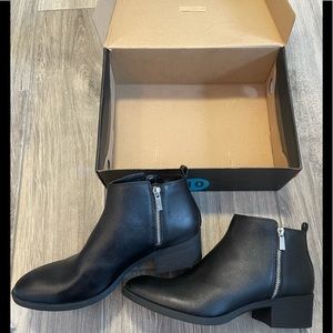 Kenneth Cole Leather Booties